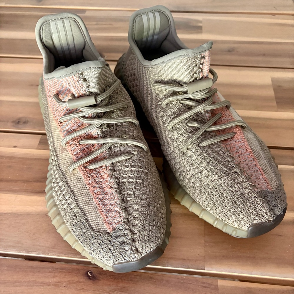 adidas Yeezy Boost 350 V2 - Sand Taupe